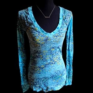 Free People Distressed Sublimination Style Henley Top Size Small